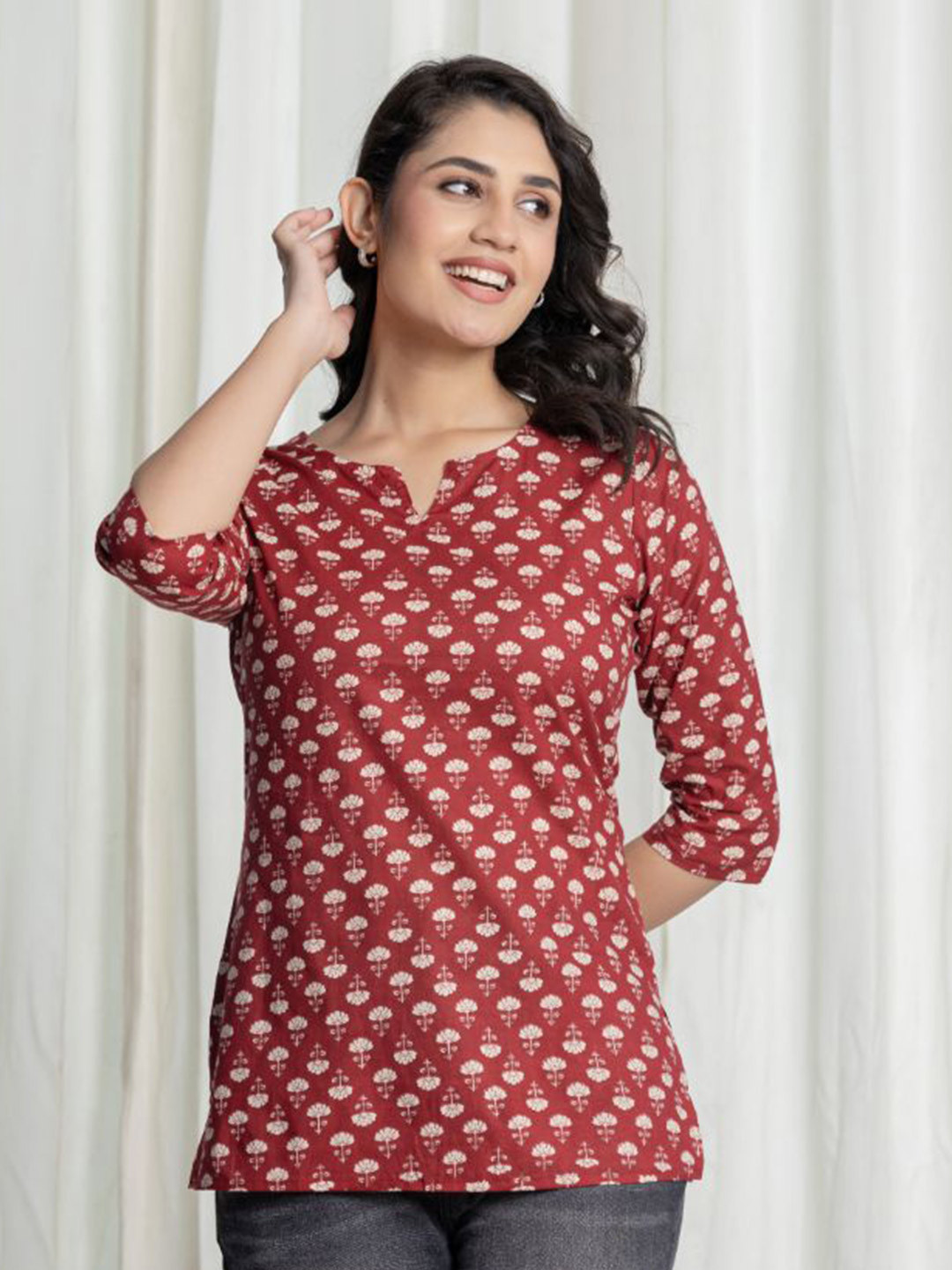NUNCHII Women Gulmohar Red Cotton Short Kurti
