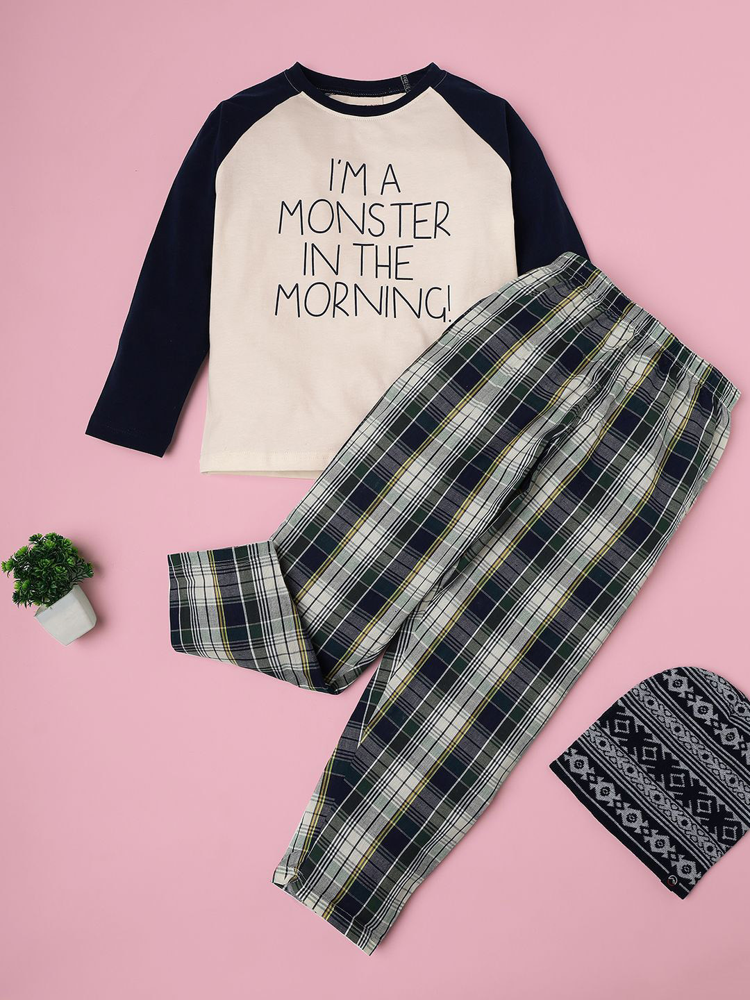 RAINE AND JAINE Boys Text Printed & Checked Pure Cotton T-shirt with Pyjamas Night Suit