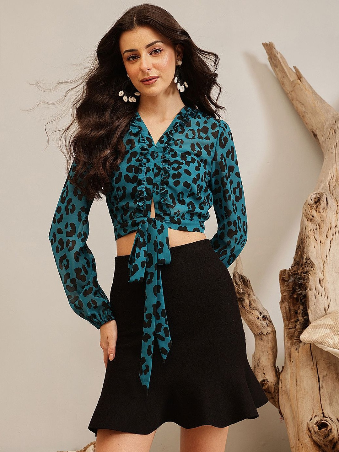 QUIERO Animal Print Ruffles Puff Sleeves Crop Top