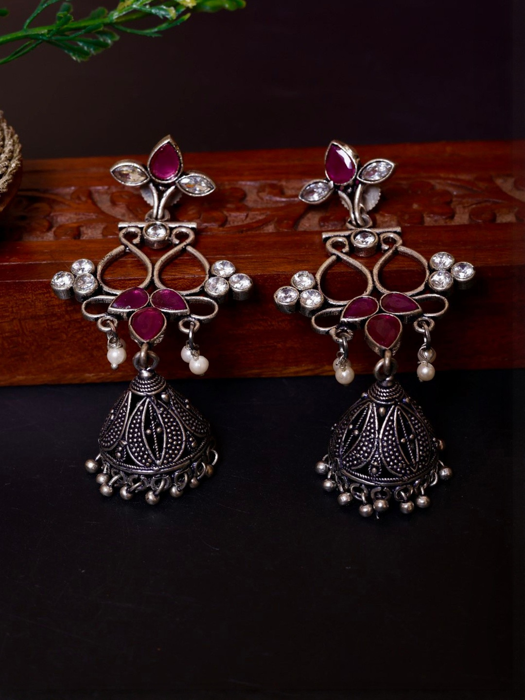 FASHION EMPIRE Women Silver-Plated Silver Kundan Earrings