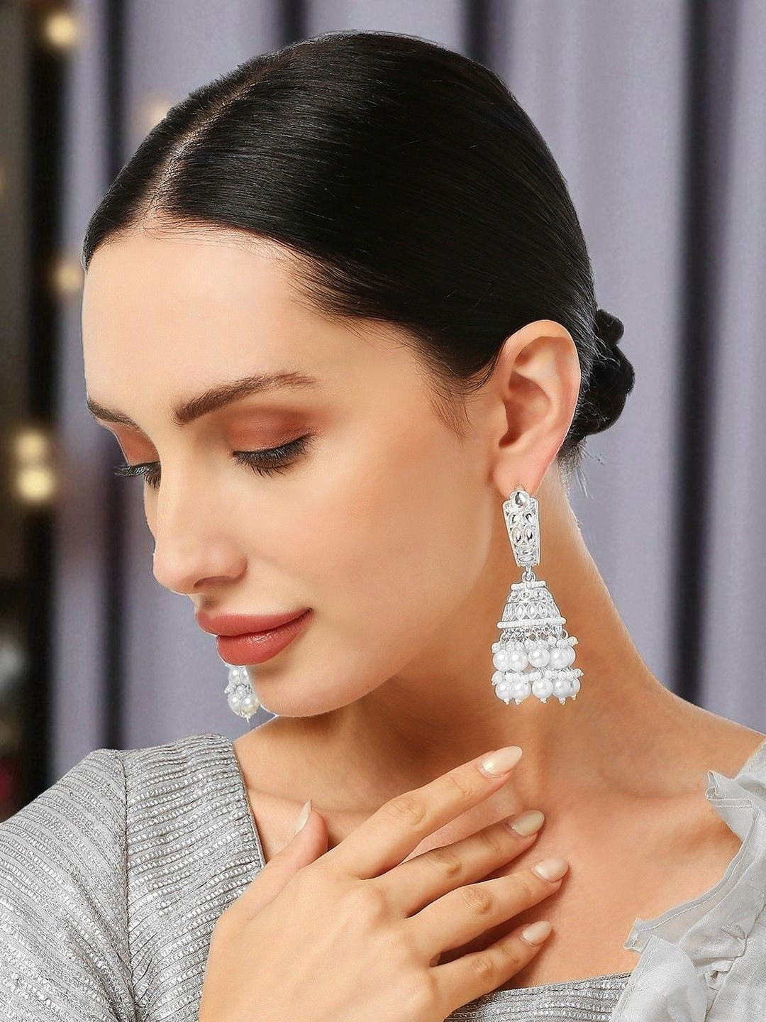 OOMPH Kundan Studded & Pearls Beaded Dome Shaped Jadau Jhumkas