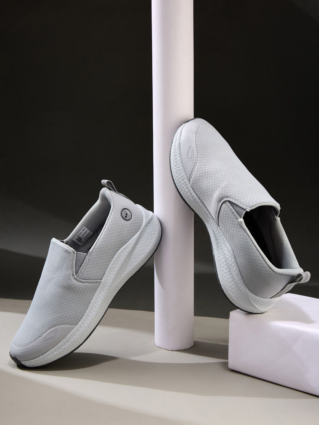 Campus CIAN Men Mesh Walking Non-Marking Shoes