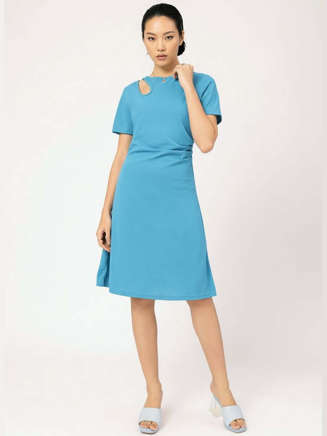 DressBerry Blue Casual Knee Length Dress