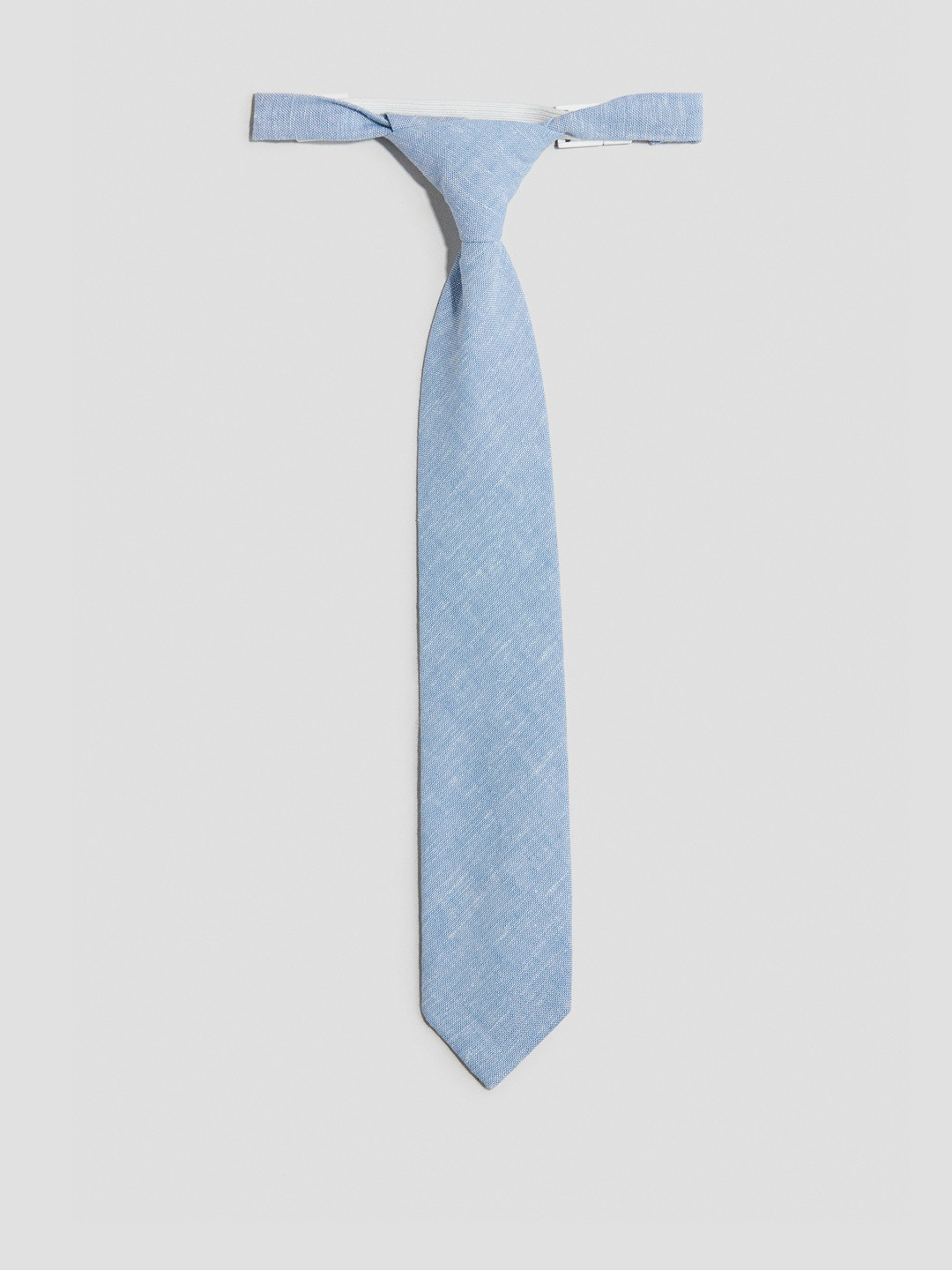H&M Pre-Tied Tie