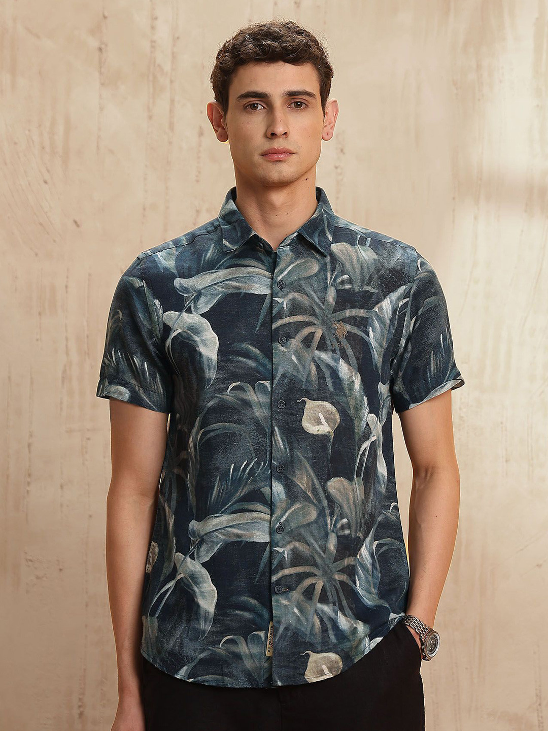 U.S. Polo Assn. Denim Co. Men Slim Fit Floral Printed Twill Legend Of Horseshoe Shirt