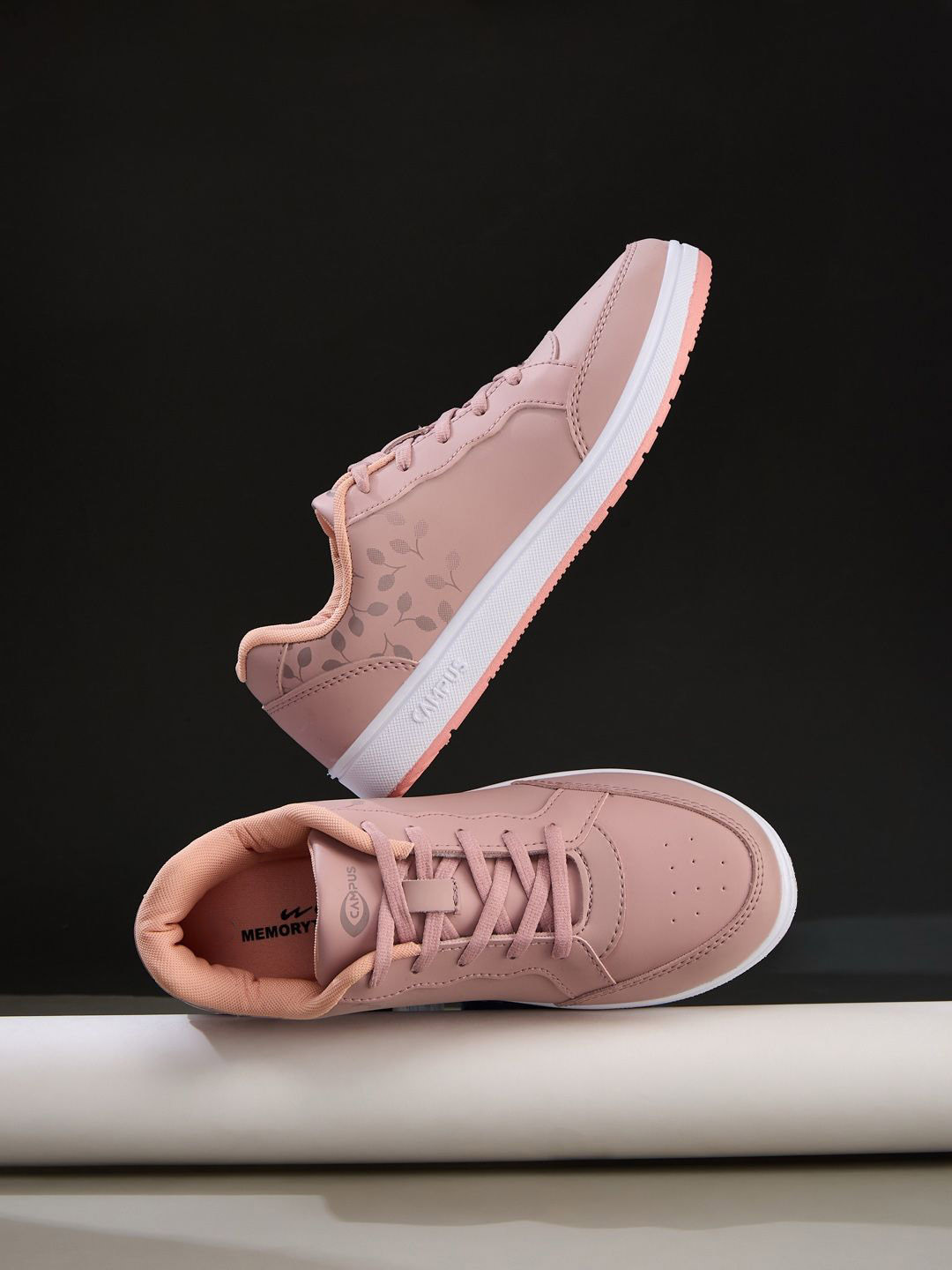 Campus OGL-D2 Women Lace-Ups Round Toe Sneakers