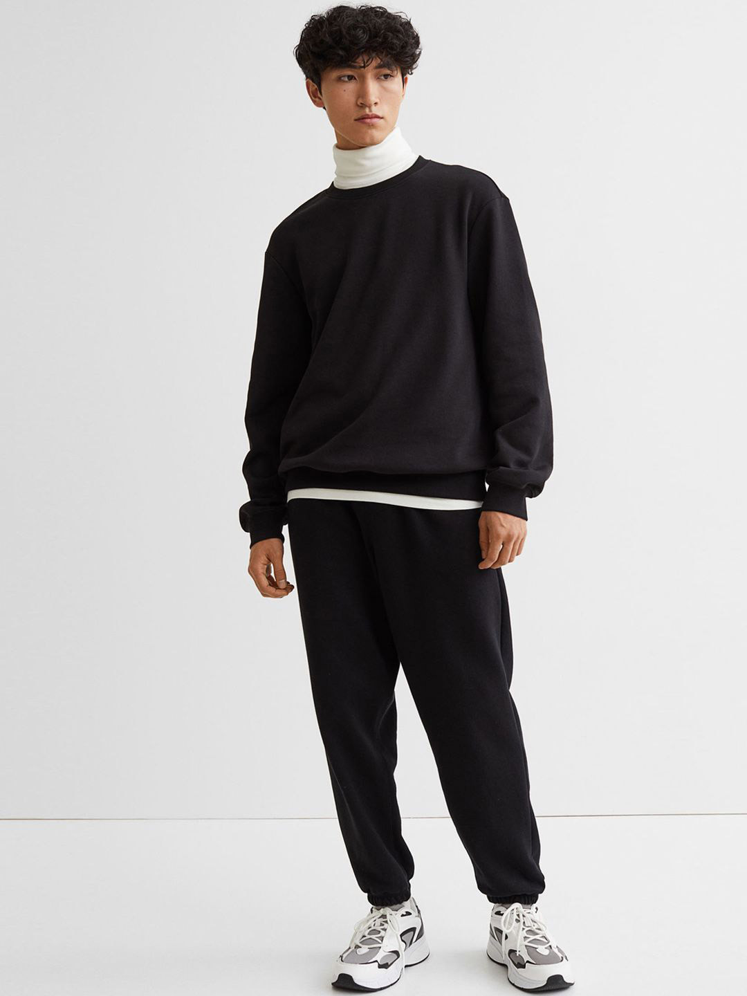 URBANICE Men Long Sleeves Sweatshirt