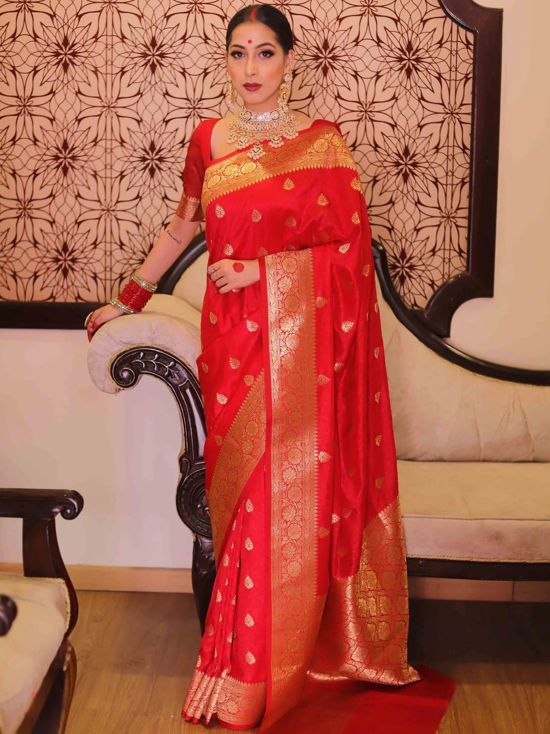 AVANTIKA FASHION Ethnic Motifs Woven Design Zari Kanjeevaram Saree