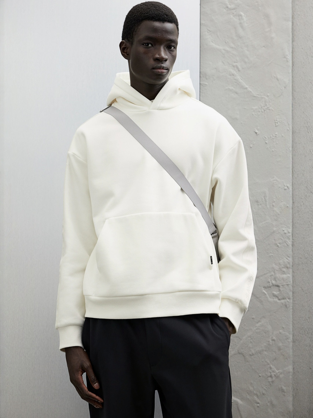 H&M Men Loose Fit Hoodie With Side Stripes