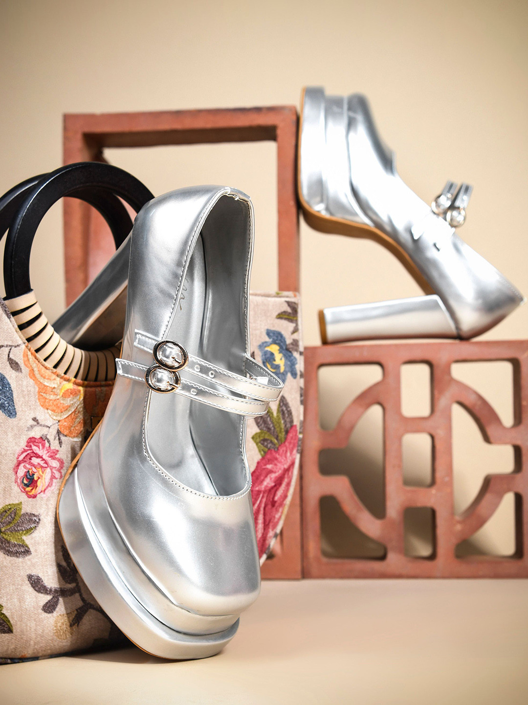 JM Looks Women Double Strap Block Heel Platform Pumps