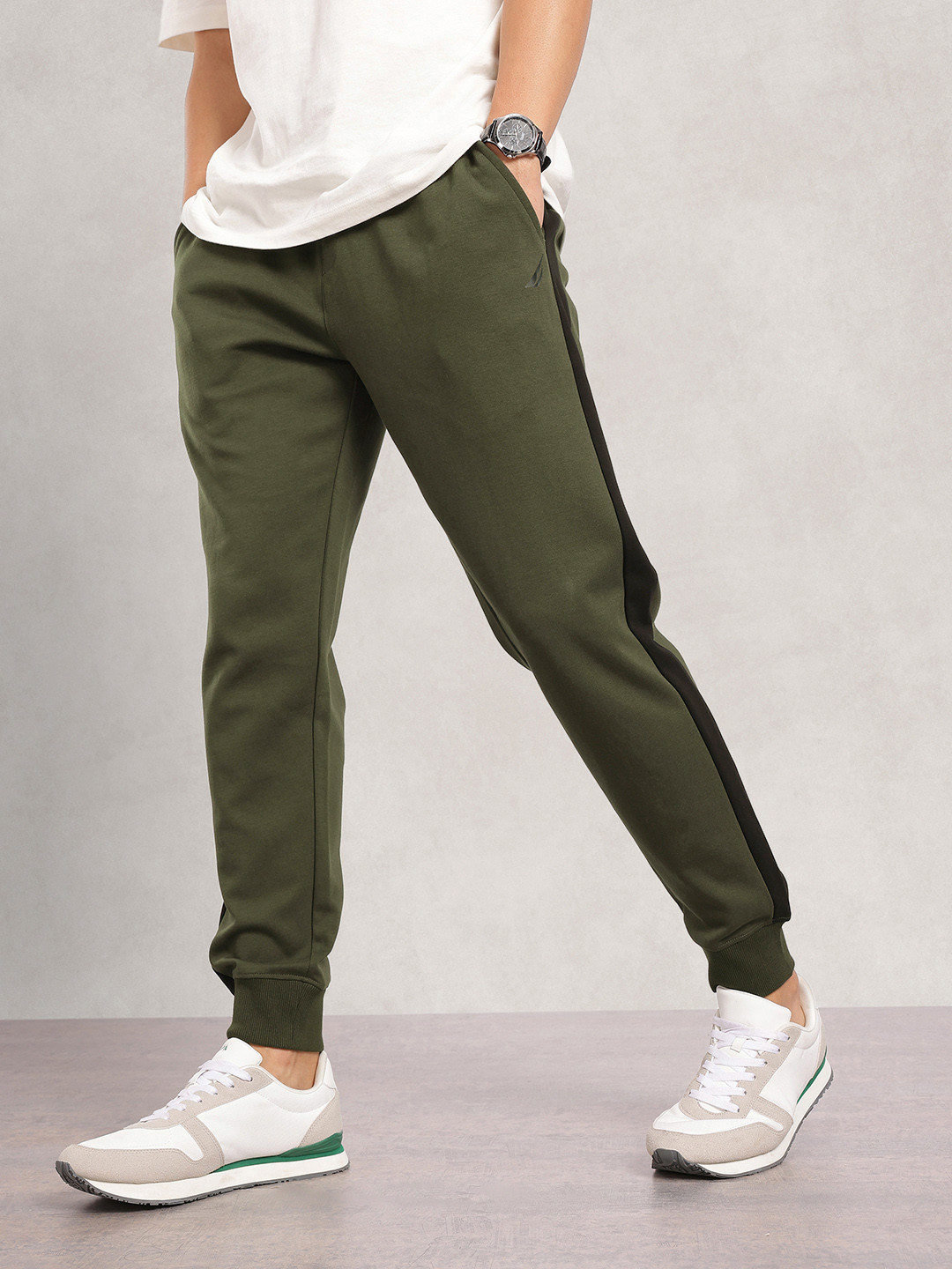 Nautica Men Side Stripes Joggers