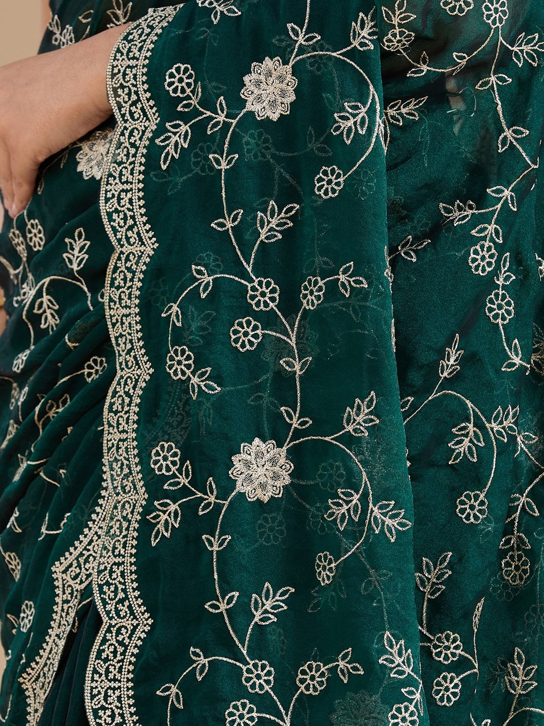 Koskii Women Bottle Green Zariwork (Gold) Georgette Sarees