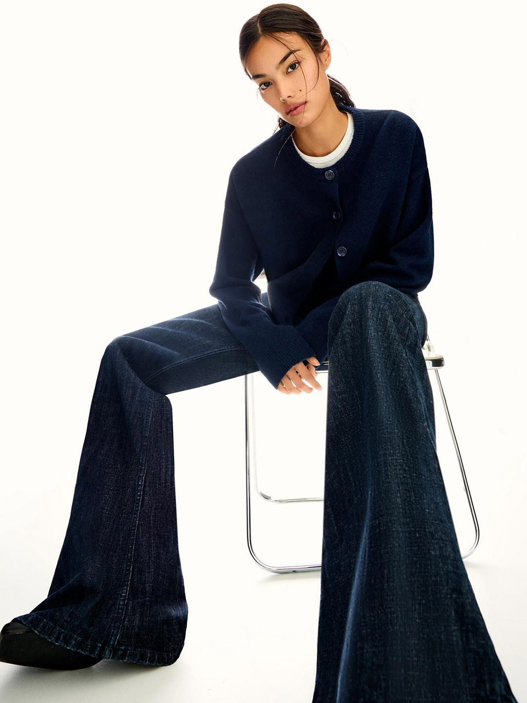 Bershka Women Self Design Soft Touch Buttoned Cardigan Sweater