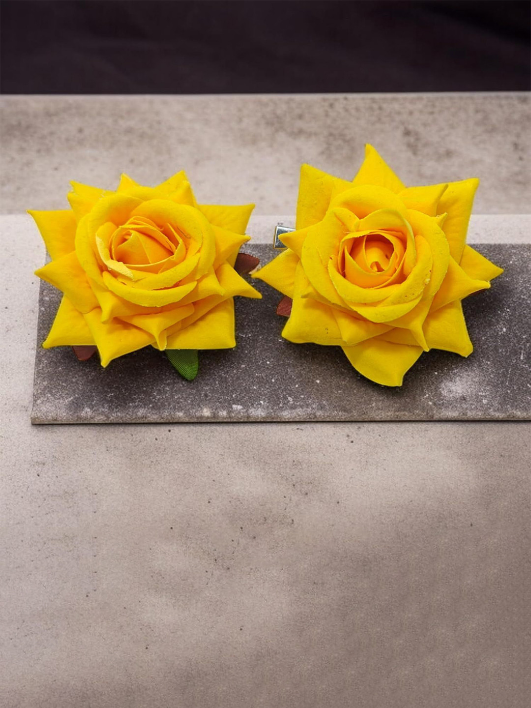 DN ENTERPRISES Women Set of 2  Artifical Flower Hair Clip Brooch Pins Hair Barrette