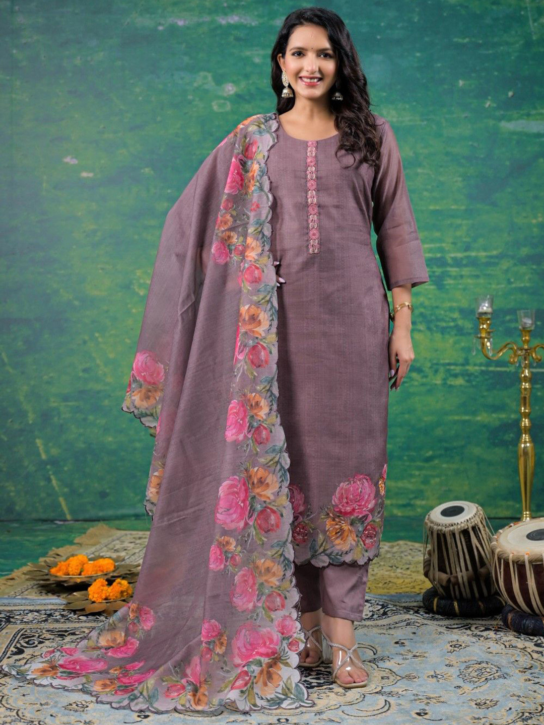 AUTUMN LANE Women Embroidered Thread Work Kurta with Pyjamas & Dupatta