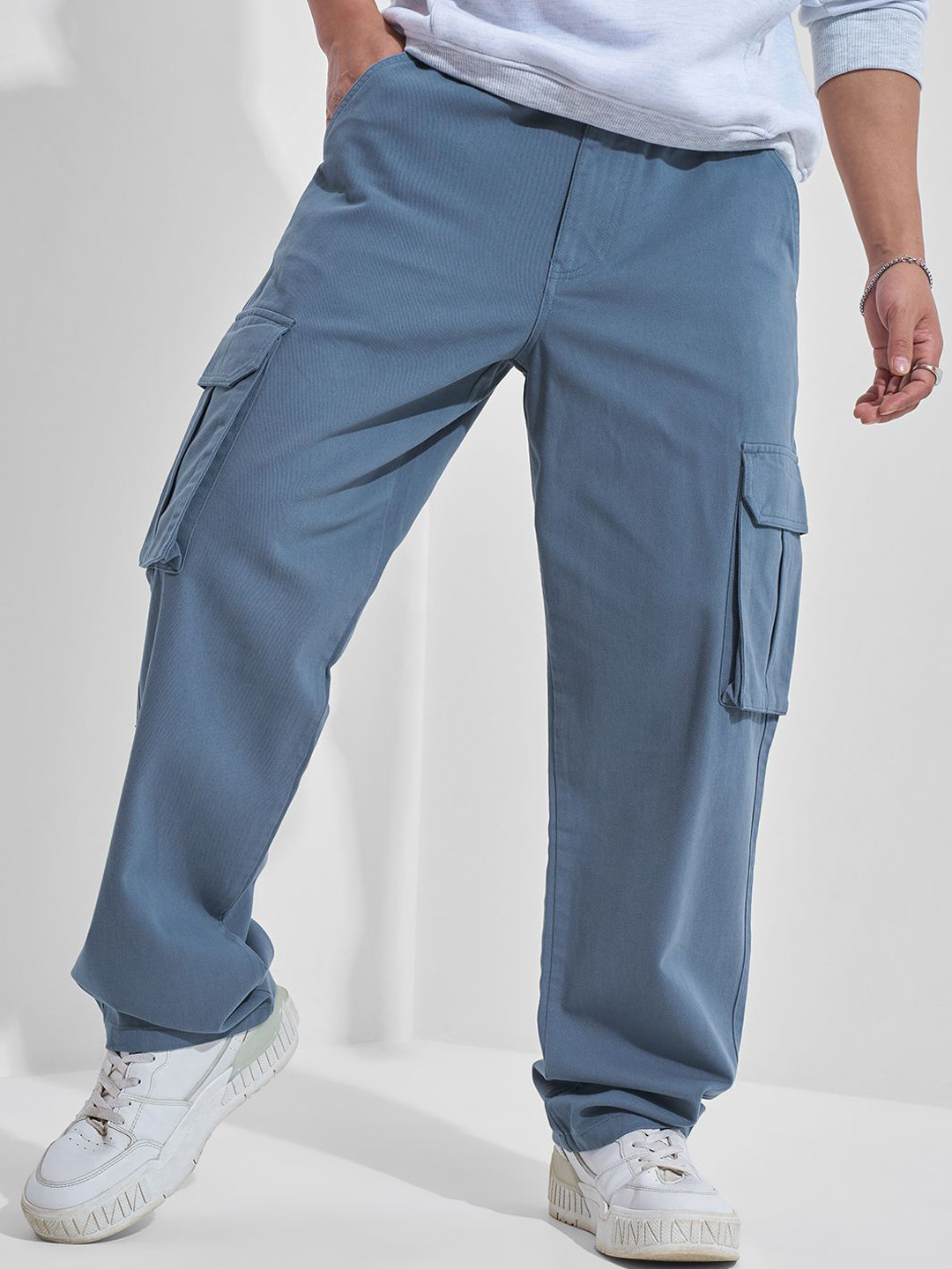 HIGHLANDER Men Straight Fit Mid-Rise Cotton Cargos