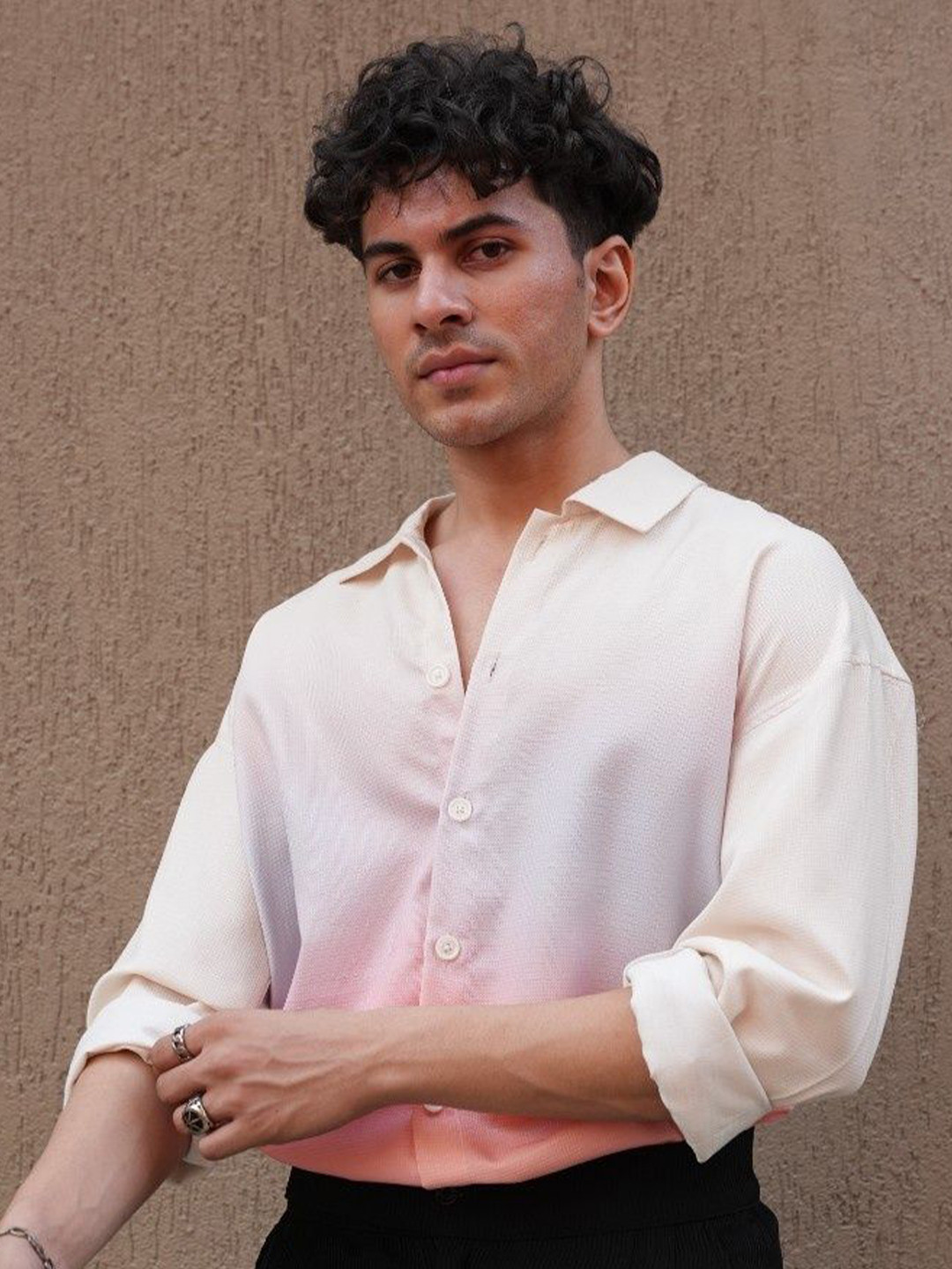 Big Bunny Men Relaxed Fit Ombre Spread Collar Casual Shirt