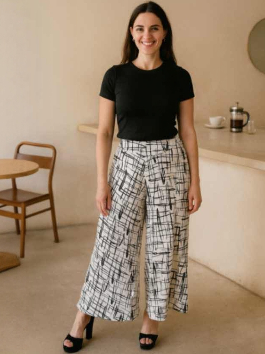 DressBerry Women White Polyester Printed Wide Leg Anti Fit Trousers