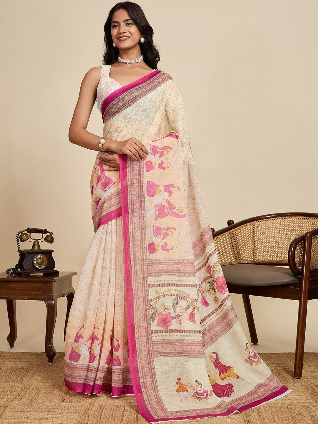 DIVASTRI Cream Linen Blend Ethnic Motifs Sarees