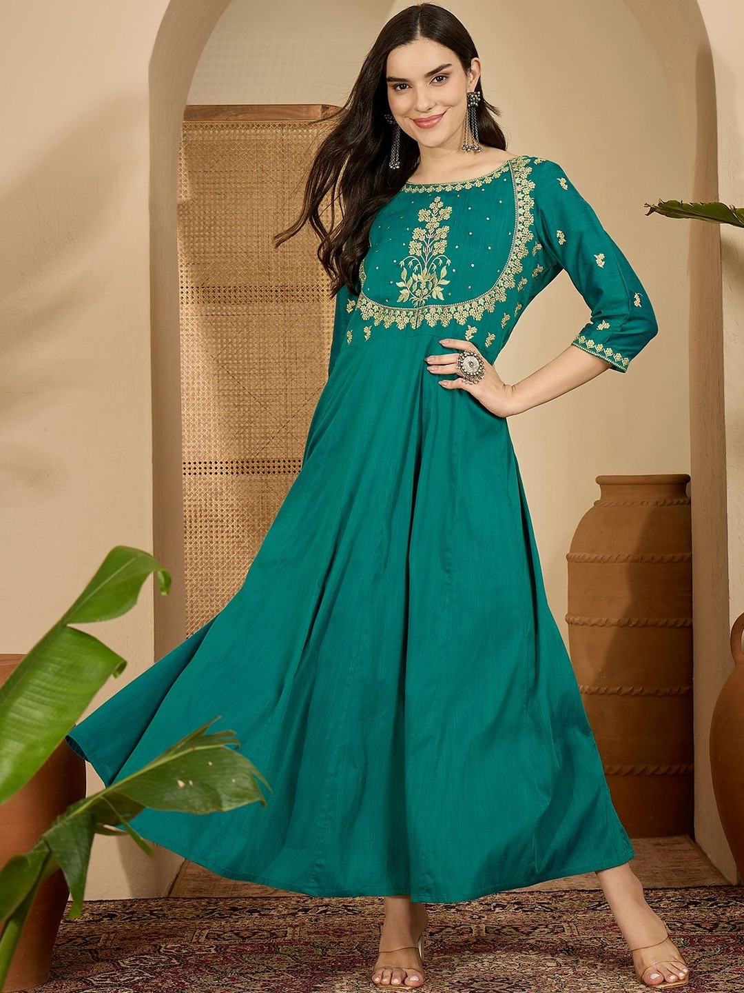 Sangria Women Floral Embroidered Ethnic Dress
