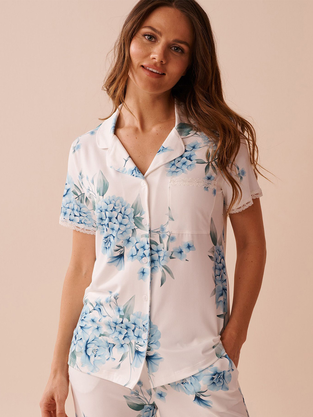 La Vie en Rose Women Floral Printed Cuban Collar Casual Shirt