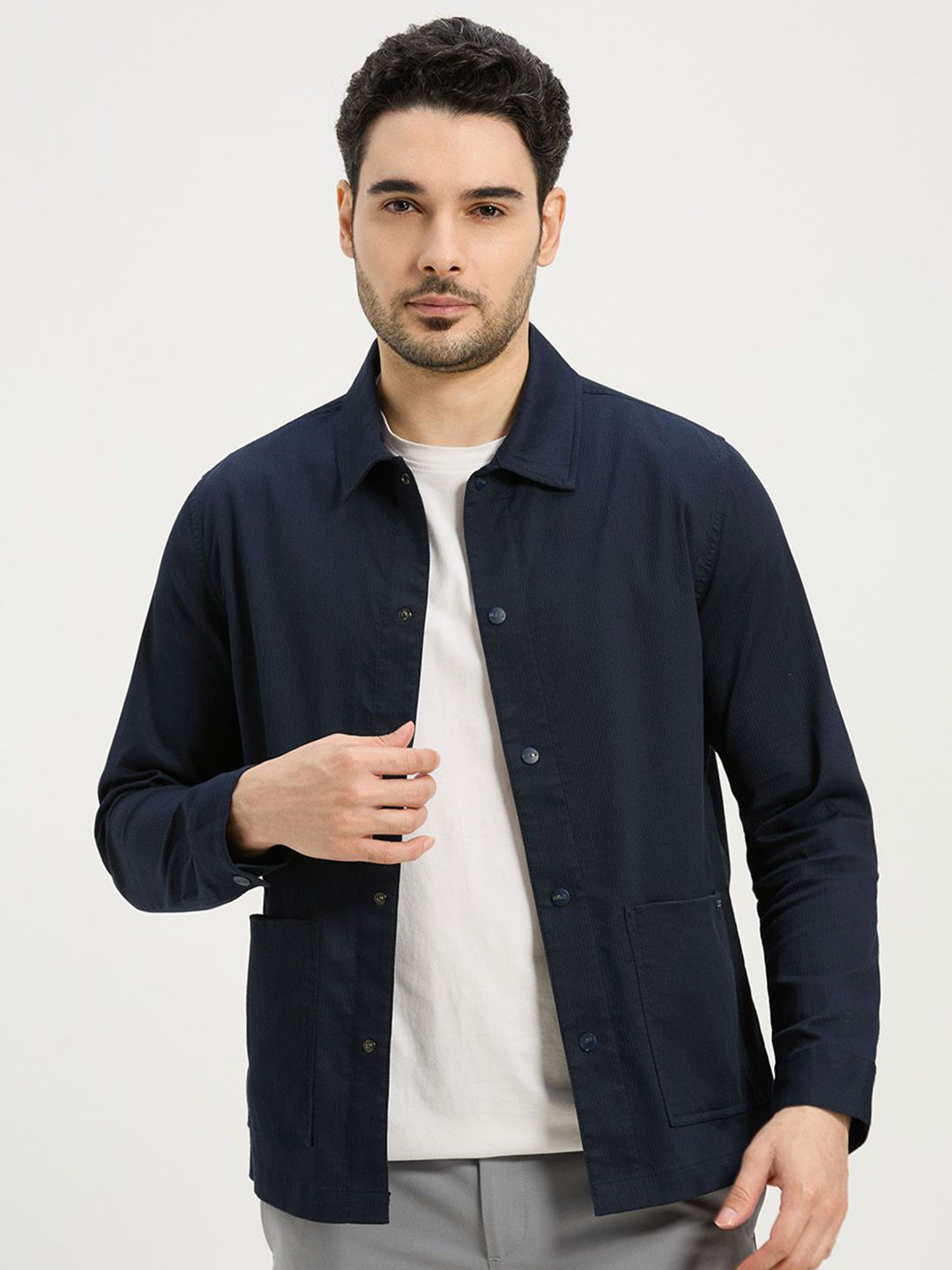 ONEMILE Men Solid Spread Collar Blend Errand Shacket