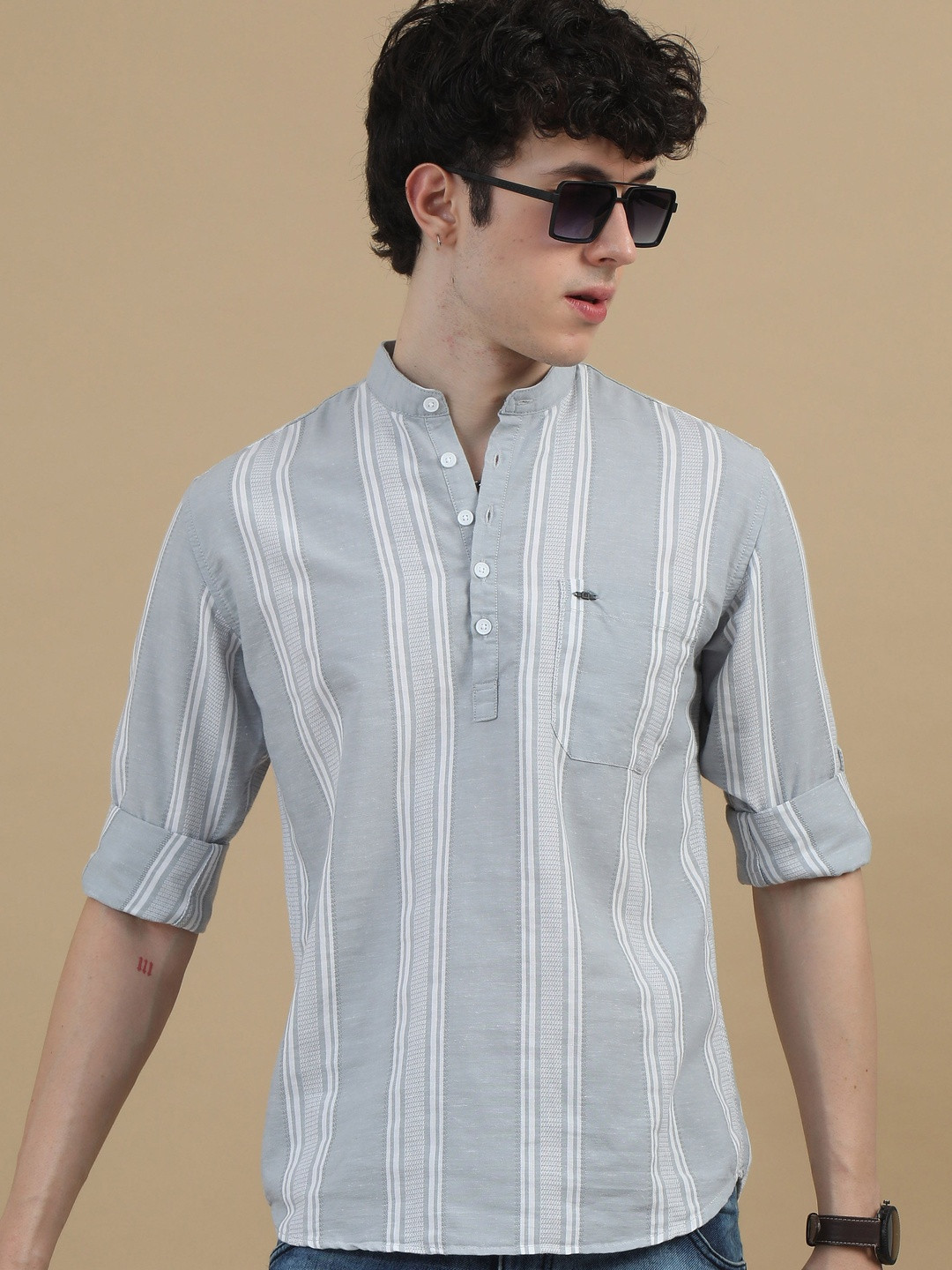 COOL COLORS Men Mandarin Collar Striped Print Slim Fit Shirts