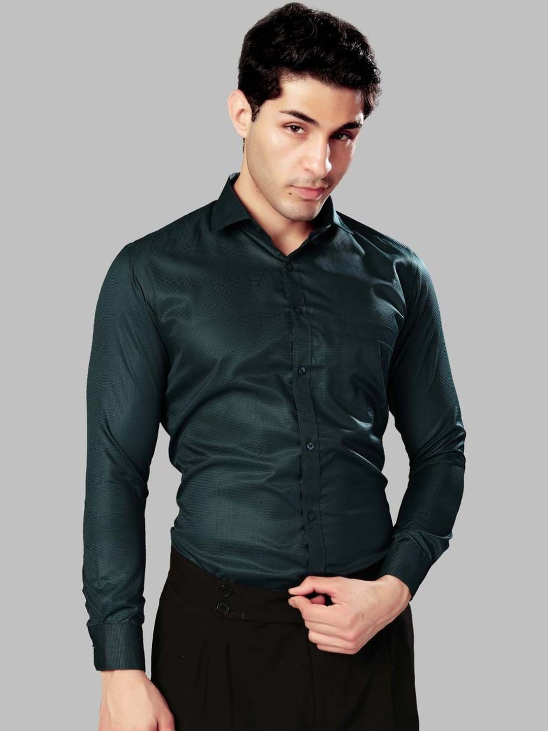 UR ETHICS Men Green Self Design Slim Fit Premium Semiformal Shirts