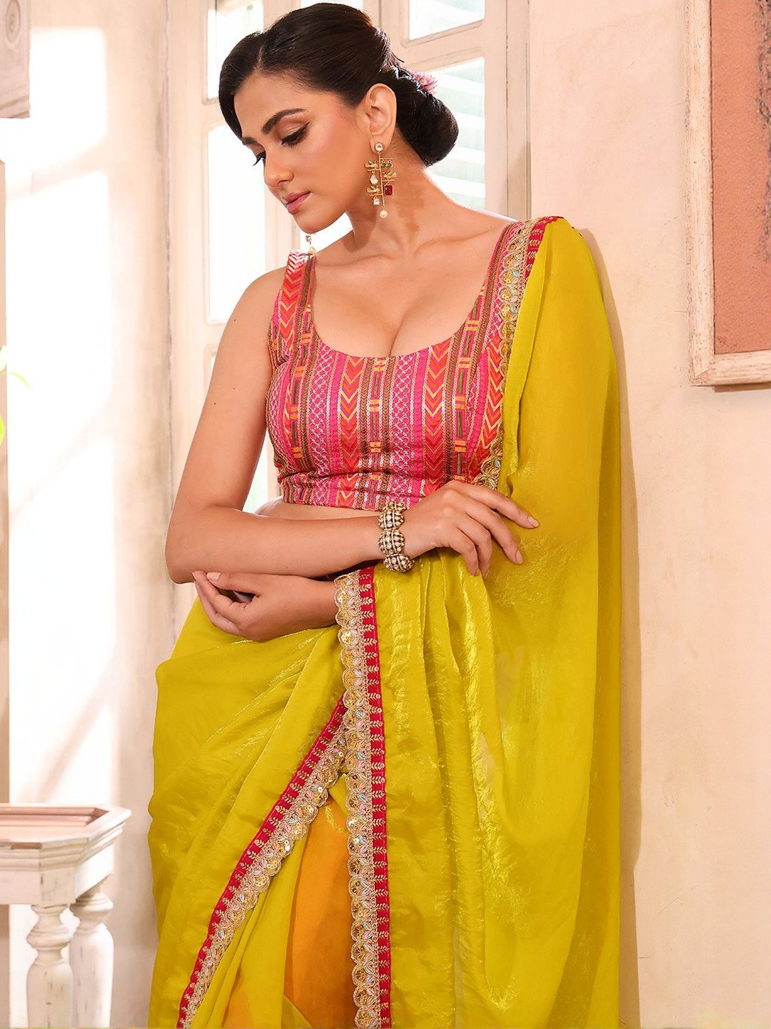 Mitera Zari Tissue Heavy Work Saree With Blouse Piece