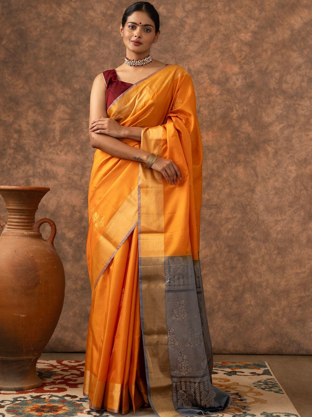 Magga Surya Ethnic Motifs Woven Design Zari Kanjeevaram Saree