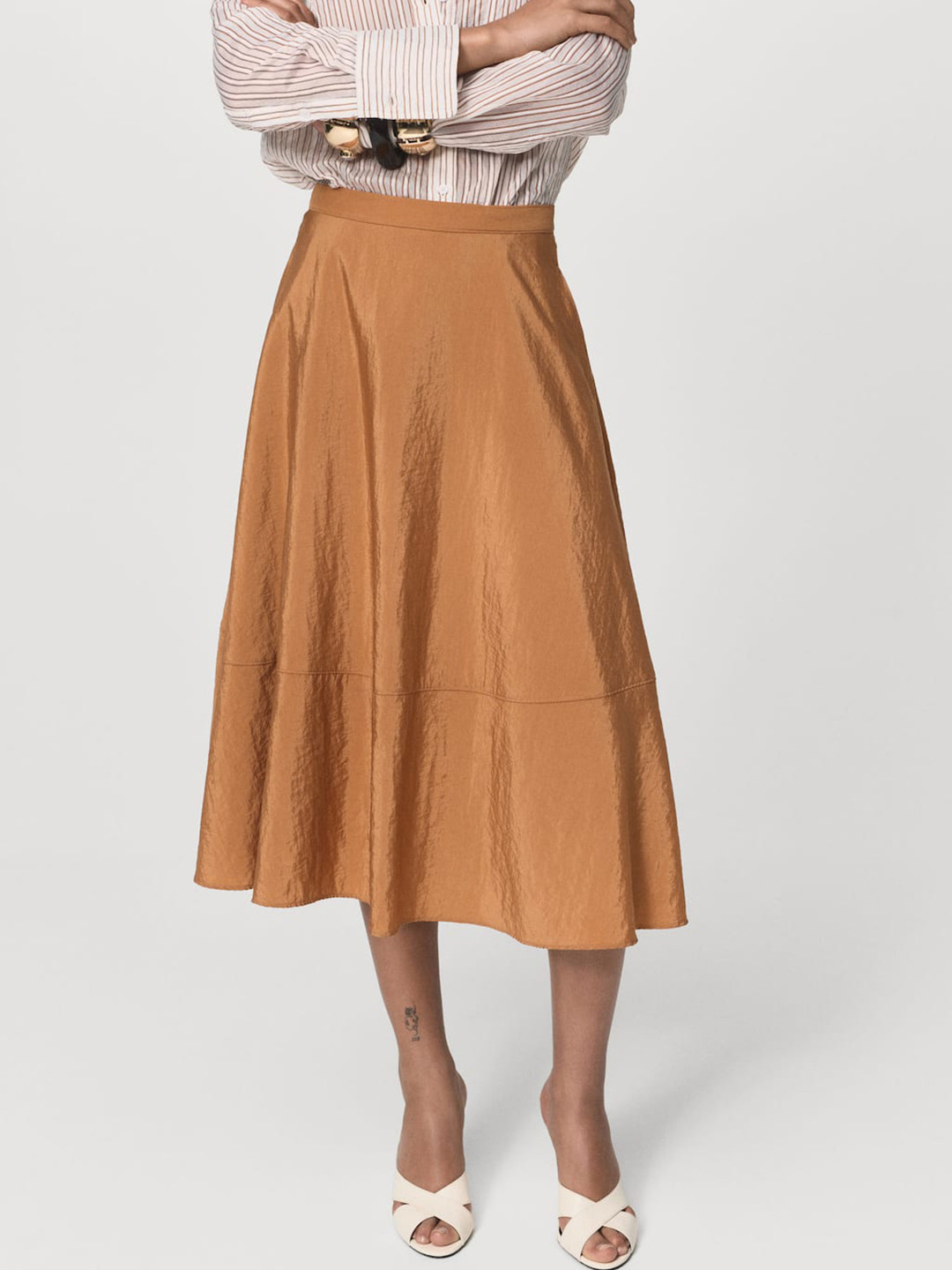 MANGO Women High-Waist Crinkled Satin Finish Midi A-Line Skirt