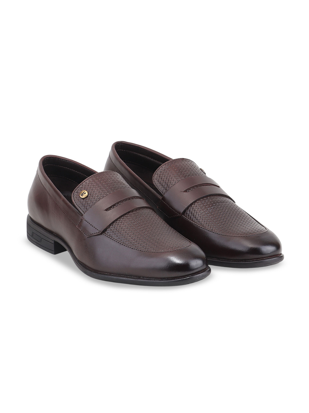 Red Chief Men Textured Round Toe Leather Formal Loafer