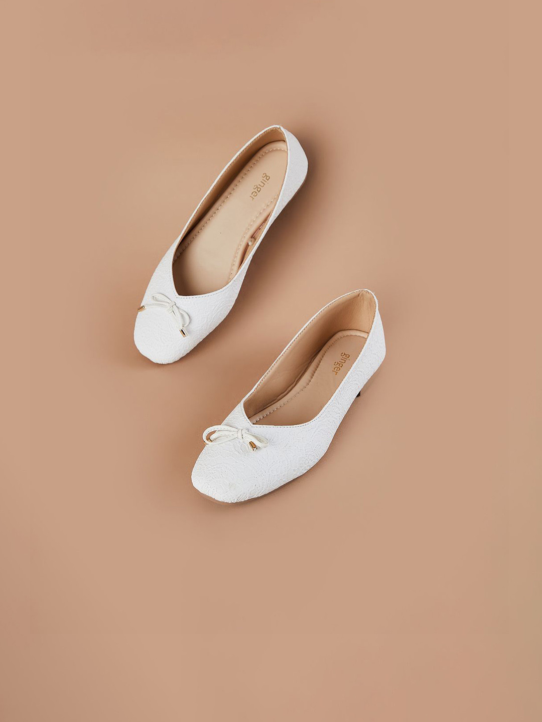 Ginger by Lifestyle Women Woven Design Block Pumps With Bows