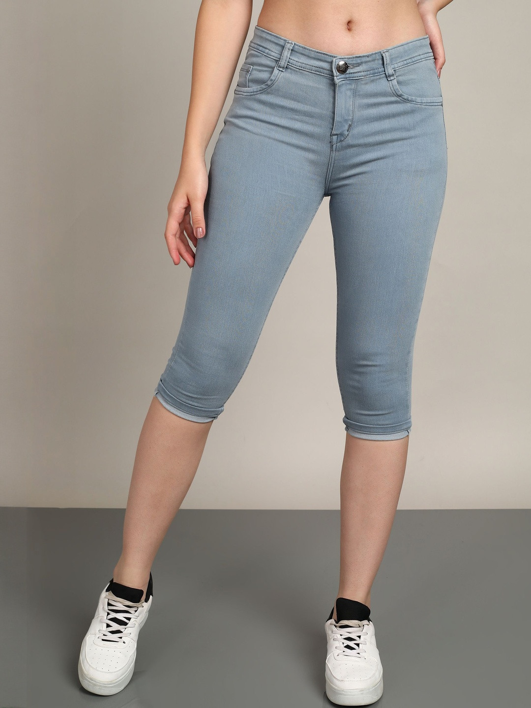 Nifty Women Skinny Fit Mid Rise Capris