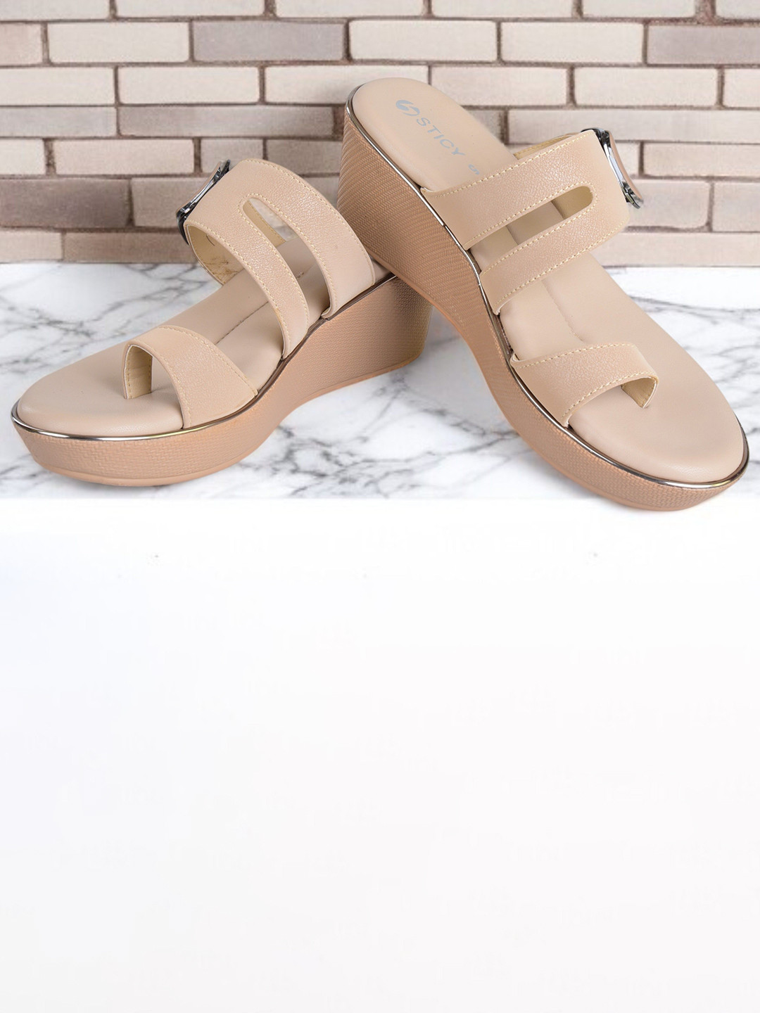 STICY Women Solid Slip On Wedge Sandals