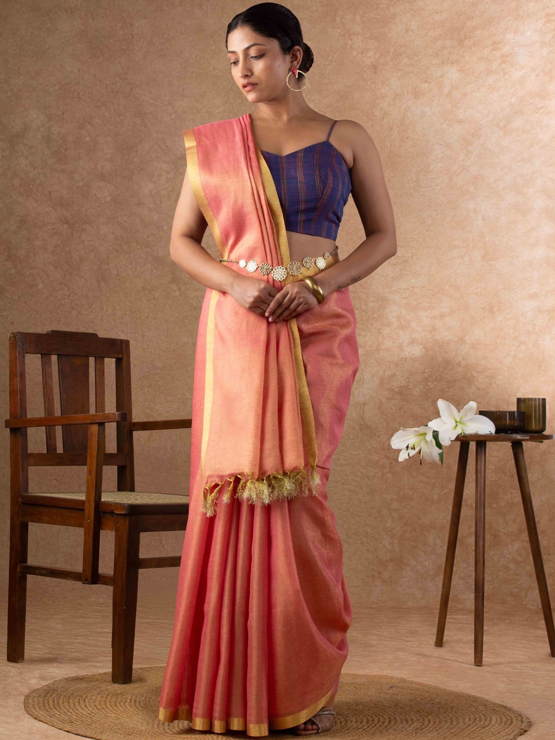 Magga Woven Design Zari Work Saree With Unstitched Blouse Piece