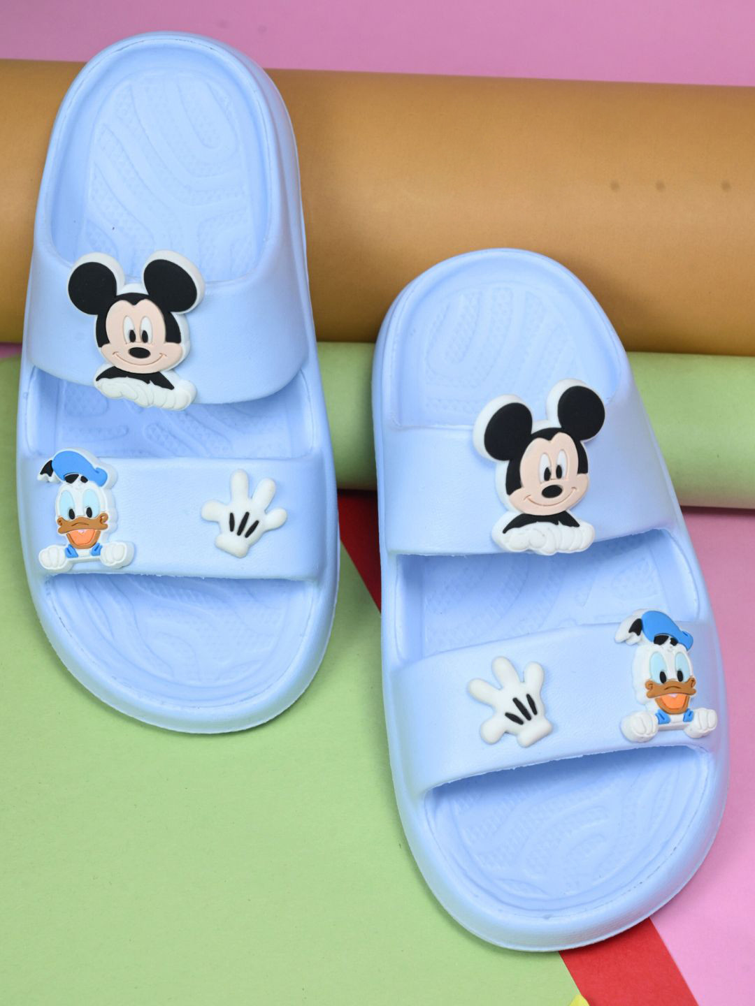 Disney By Yellow Bee Boys Mickey Mouse & Donald Duck Slides with Glove Charms