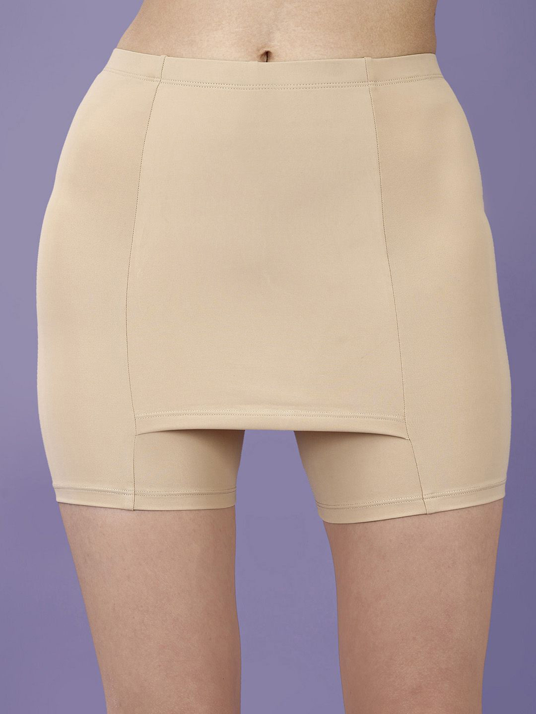 Soie Women Mid Rise No V-Line Above Knee Length Cycling Sports Shorts