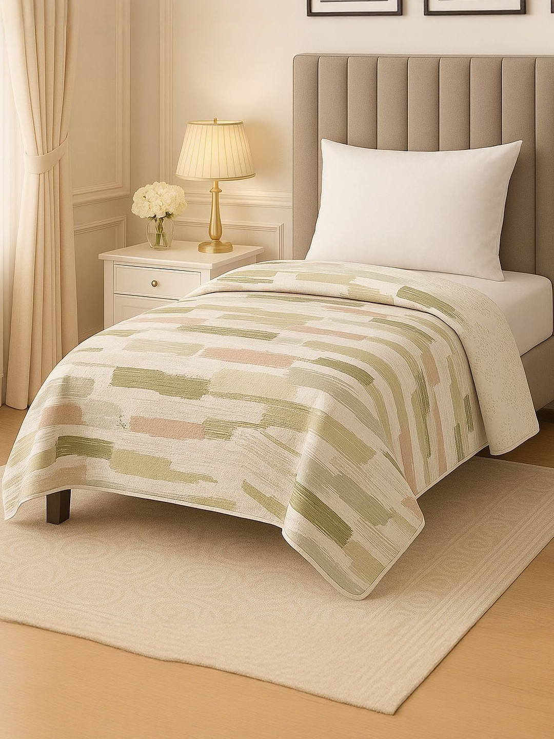 Signature Green & Beige Microfiber 600 GSM Single Bed Comforter