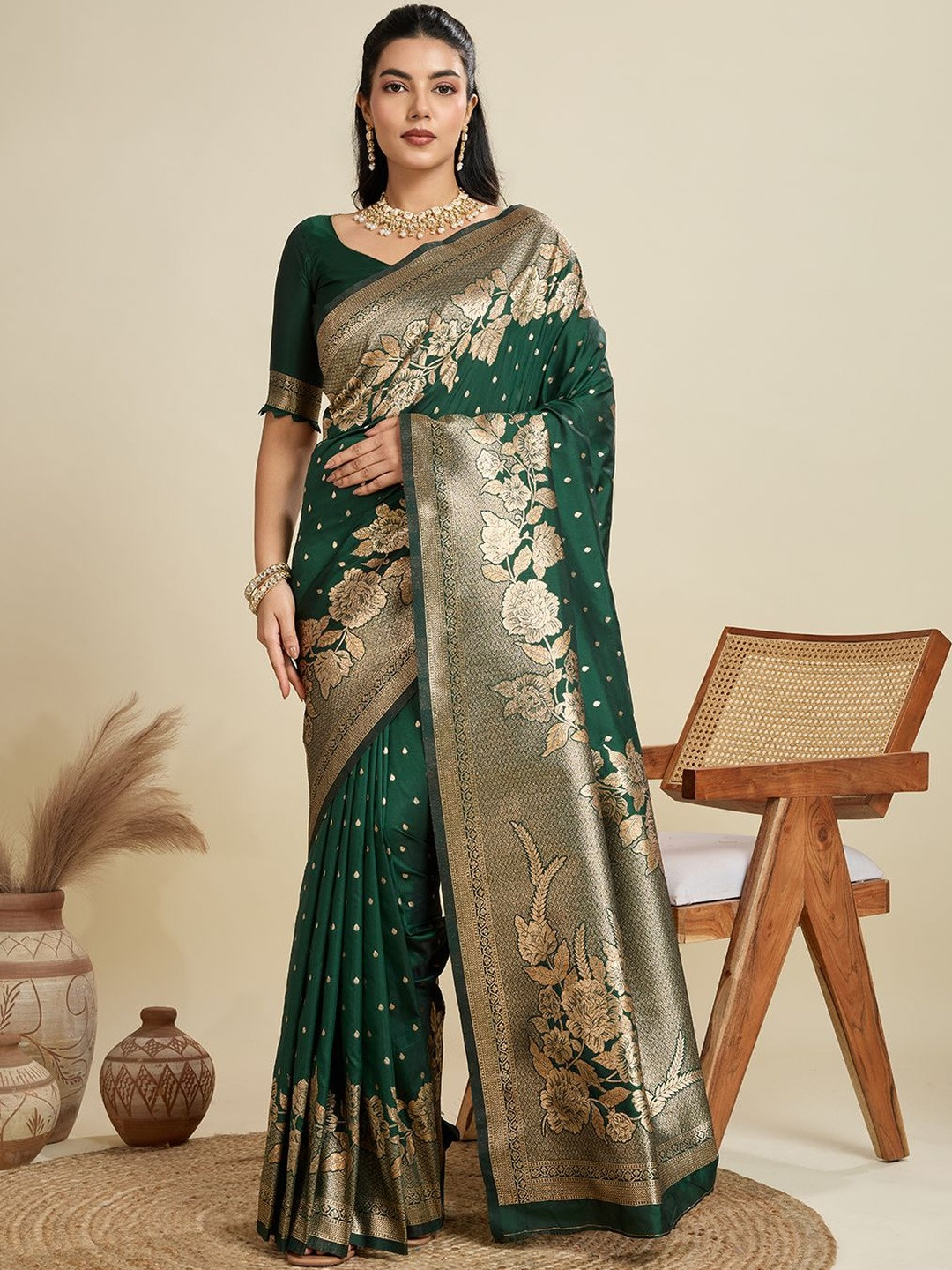 Mitera Floral Zari Weaving Kanjeevaram Saree