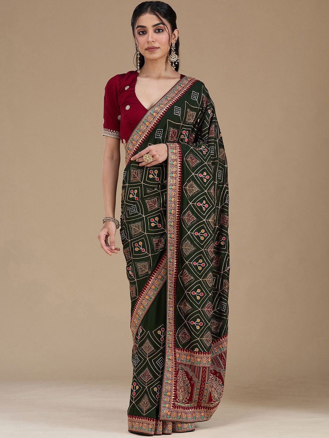 Koskii Mehendi Threadwork Soft Raw Silk Saree