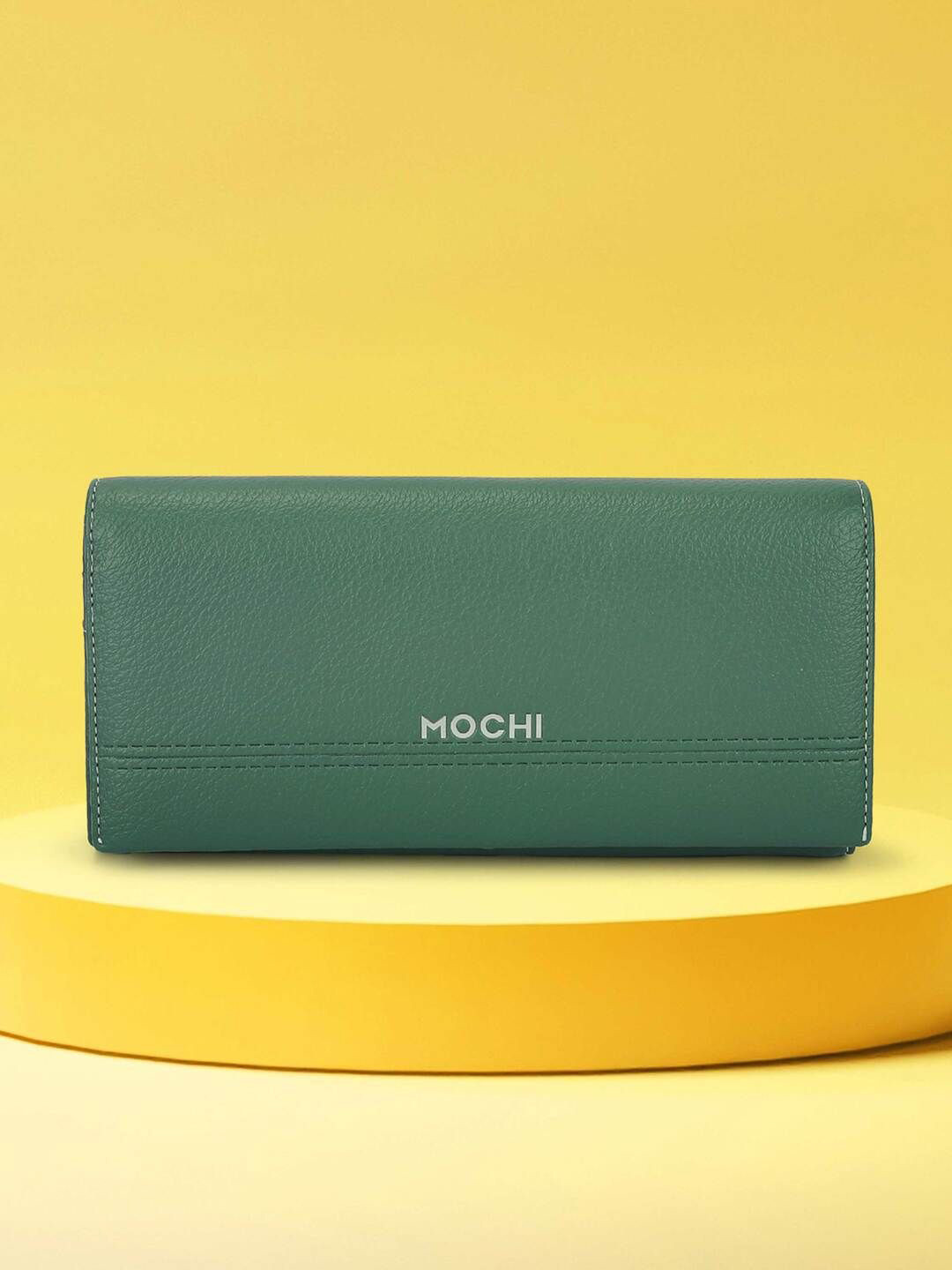 Mochi Women Synthetic Leather Magnet Flap Closure Card Holder