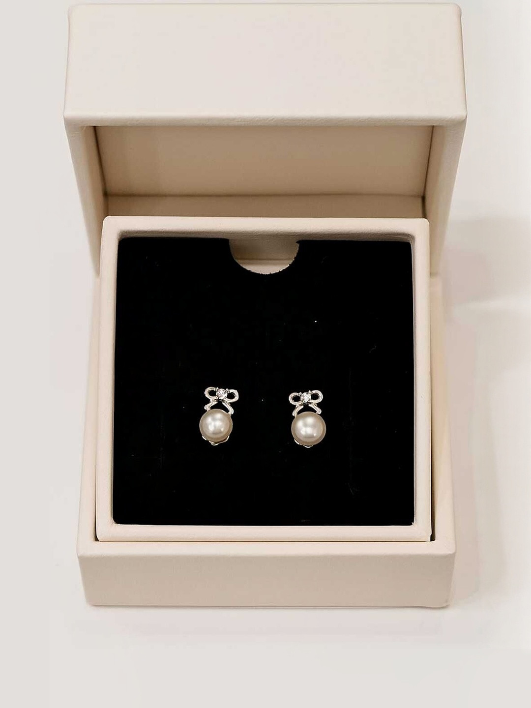 LP JEWELS Sterling Silver Plated Pearls Beaded Spherical Studs