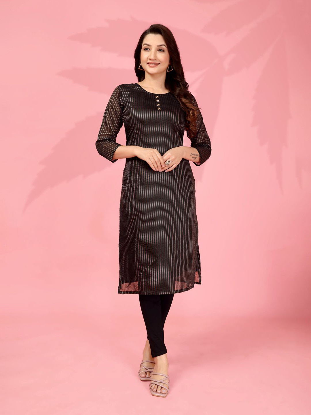 Shriyangan Striped Pure Kanchi Cotton Straight Kurta