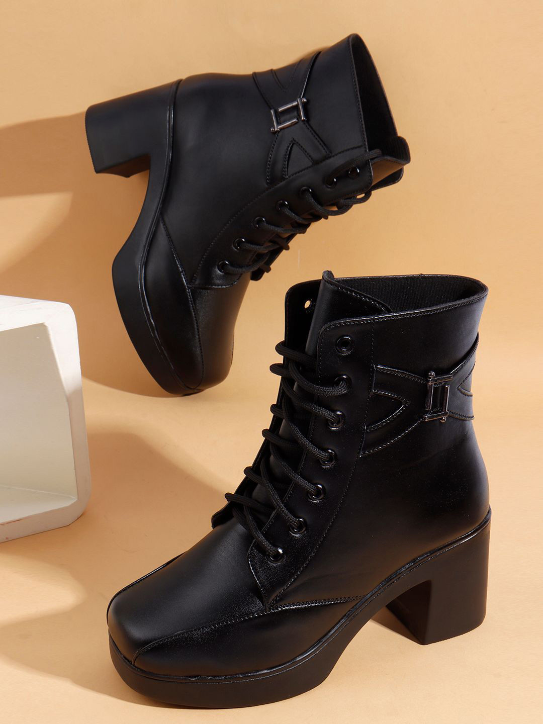 Kliev Paris Women Square Toe Mid-Top Regular Boots