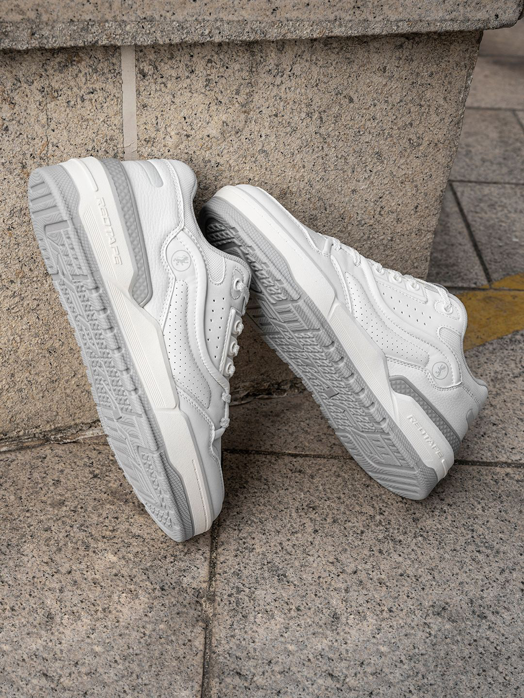 Red Tape Down Town Dapper Series Men Lace Up Casual Sneakers