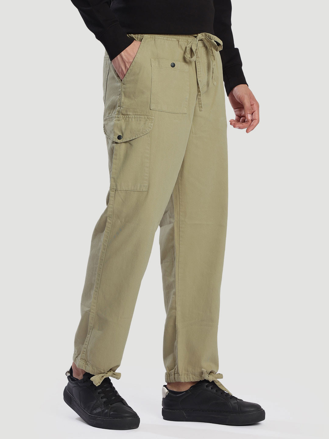 Bene Kleed Men Cargo Jogger with Flap Pockets Relax Fit Trouser