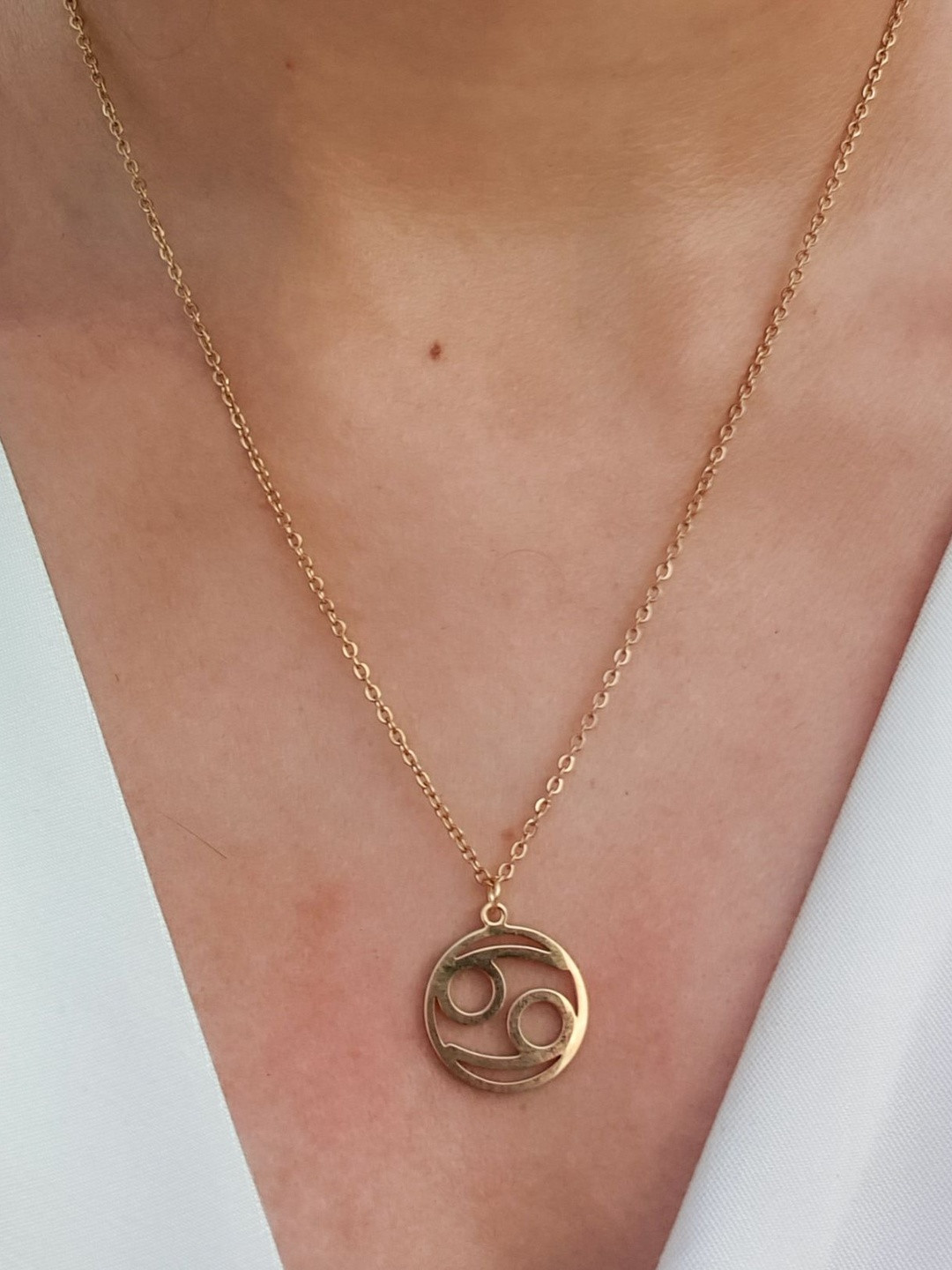 LOLO LePA Stainless Steel Gold-Plated Circular Shaped Pendants With Chains