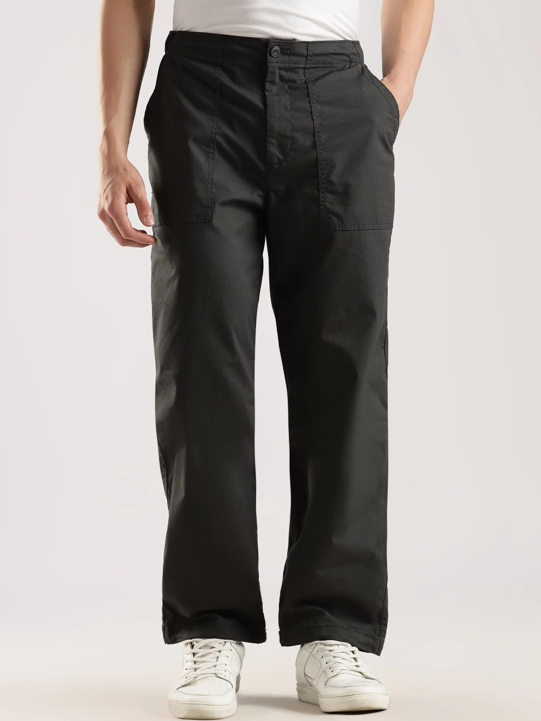 Calvin Klein Jeans Men Relaxed Fit Trousers
