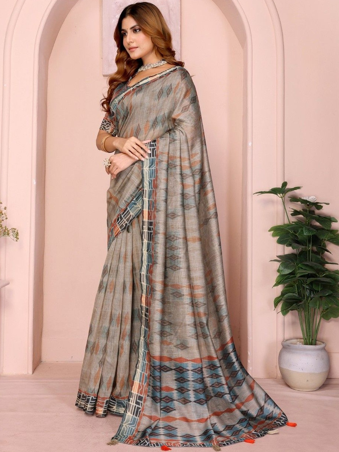 GOHILL ENTERPRISE Woven Design Geometric Printed Saree